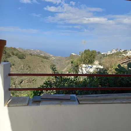 Casa Del Aire Libre Moya (Gran Canaria)